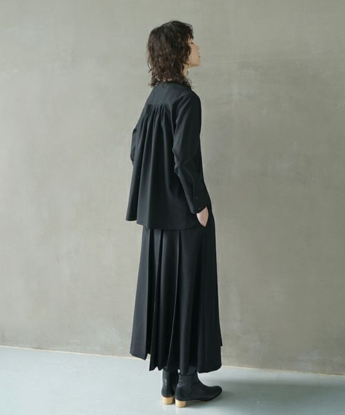Mochi.モチ.harf tucked skirt [black]