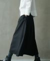 Mochi.モチ.harf tucked skirt [black]