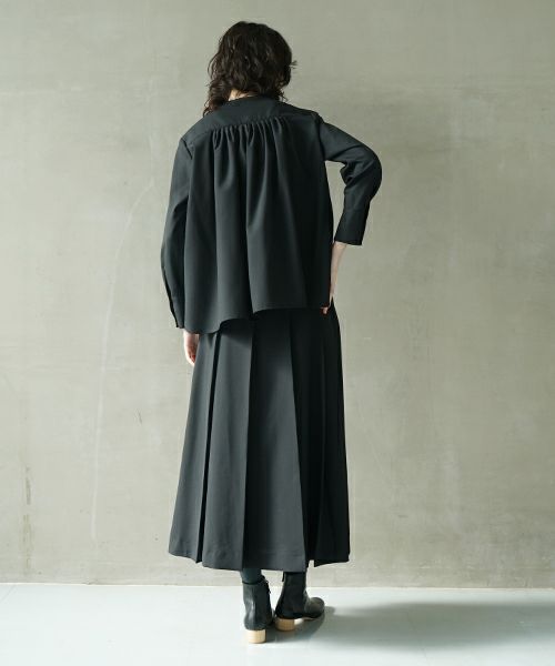 Mochi.モチ.harf tucked skirt [black]