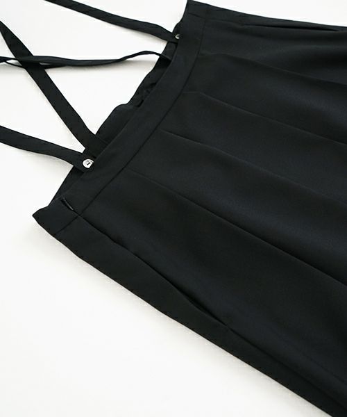 Mochi.モチ.harf tucked skirt [black]