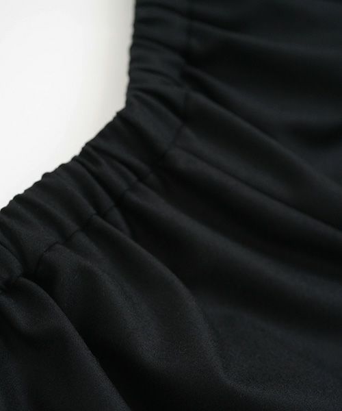 Mochi.モチ.flare wide pants [black]