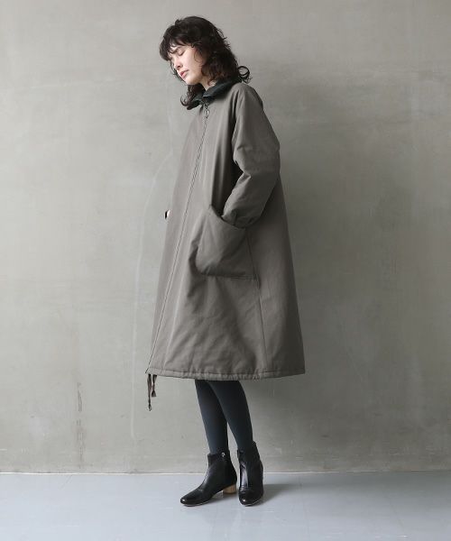 Mochi.モチ.finx gabardine coat [dark moss green]