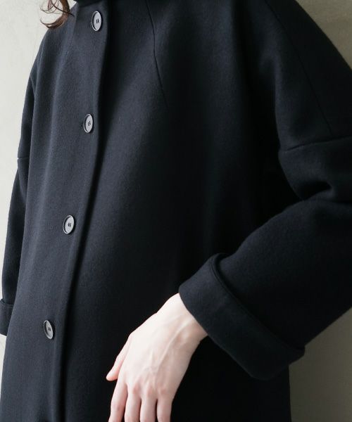 Mochi.モチ.a-line coat [black]