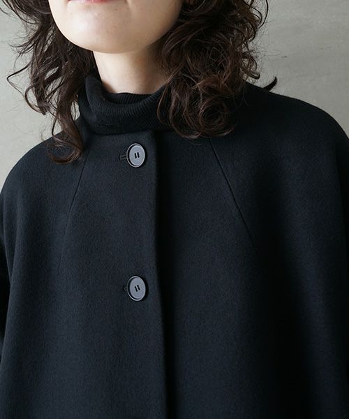 Mochi モチ a-line coat [black]