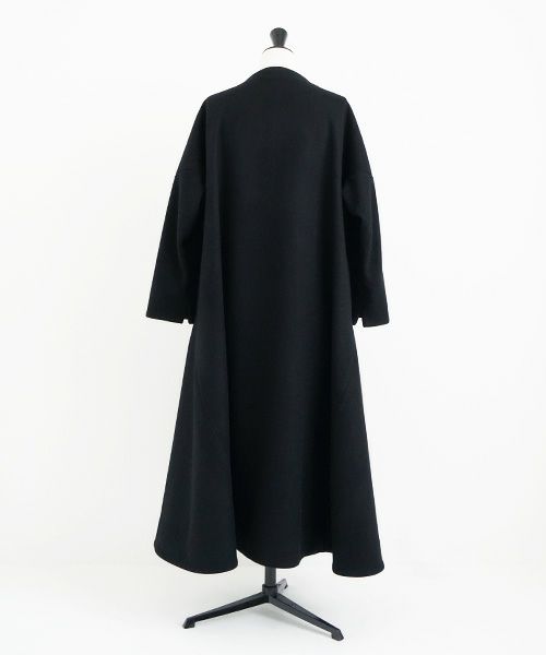 Mochi モチ a-line coat [black]