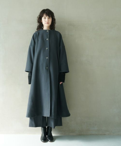 Mochi.モチ.a-line coat [dark moss grey]