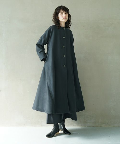 Mochi.モチ.a-line coat [dark moss grey]