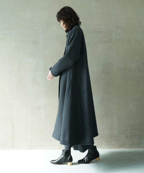 Mochi モチ a-line coat [dark moss grey]