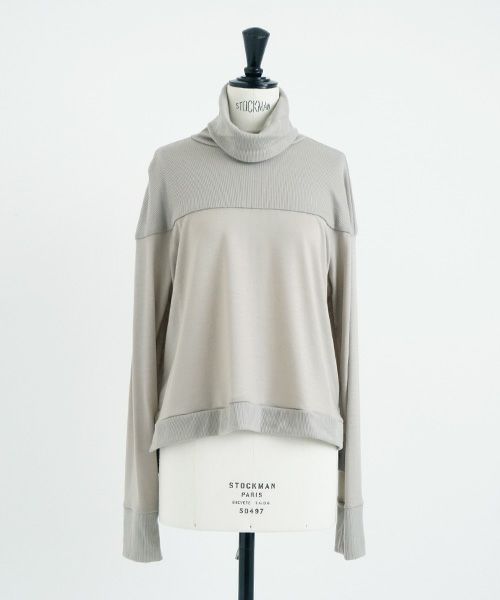 Mochi.モチ.turtleneck knit [grey beige]