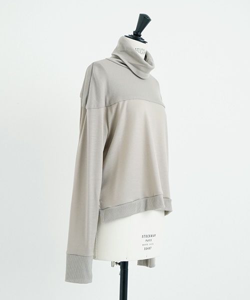 Mochi.モチ.turtleneck knit [grey beige]