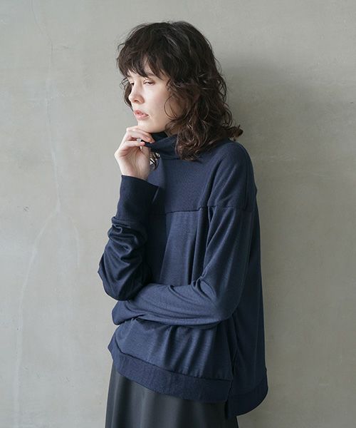 Mochi.モチ.turtleneck knit [navy]