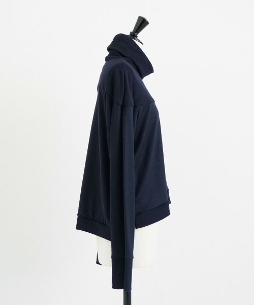 Mochi.モチ.turtleneck knit [navy]