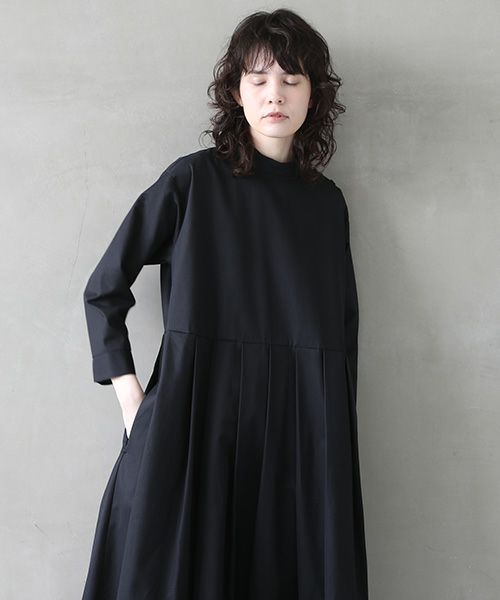 Mochi, モチ, hight neck tuck dress [black]