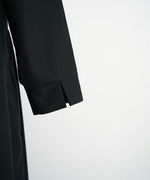 Mochi.モチ.hight neck tuck dress [black]