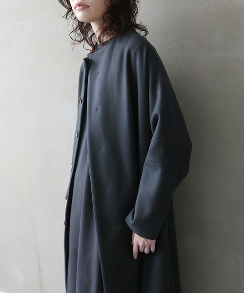 Mochi.モチ.no collar coat [dark moss grey]