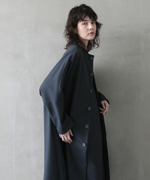 Mochi モチ no collar coat [dark moss grey]