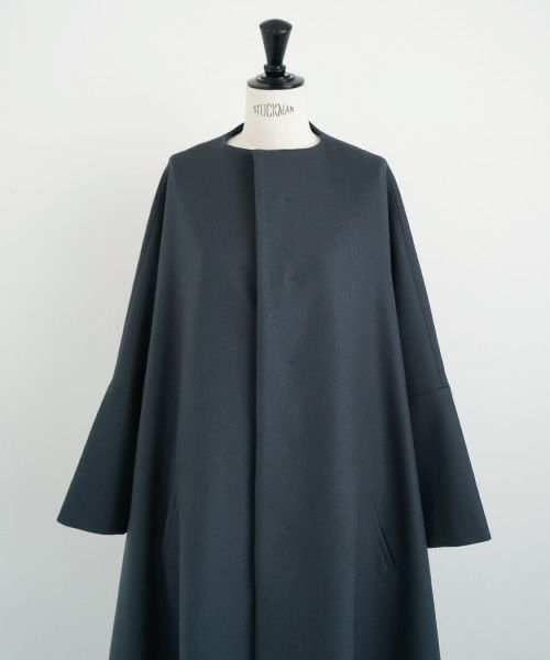 Mochi.モチ.no collar coat [dark moss grey]