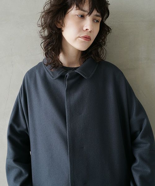 Mochi.モチ.stand fall collar coat [dark moss grey]