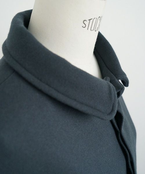 Mochi.モチ.stand fall collar coat [dark moss grey]