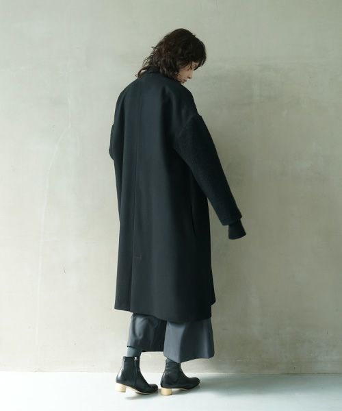 Mochi.モチ.v-neck no collar coat [black]