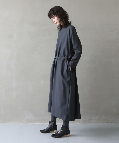 Mochi.モチ.high neck dress [dark moss grey]