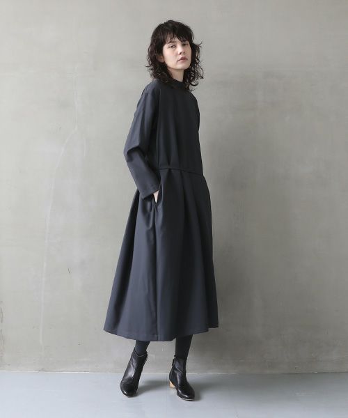 Mochi.モチ.high neck dress [dark moss grey]