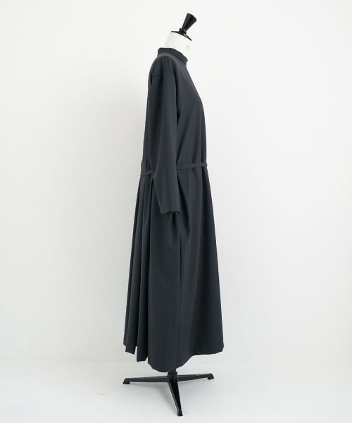 Mochi.モチ.high neck dress [dark moss grey]