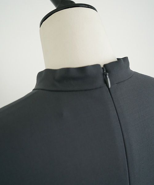 Mochi.モチ.high neck dress [dark moss grey]
