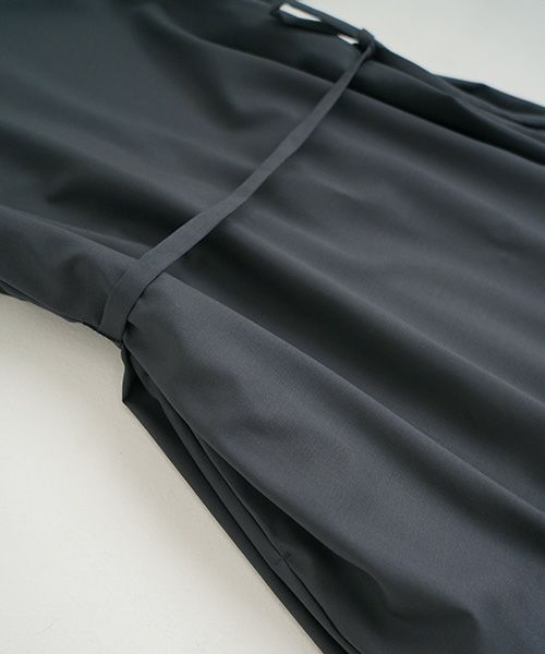 Mochi モチ Mochi公式 Mochi通販 Mochi服 Mochiツイッター Mochiインスタ high neck dress [dark moss grey]