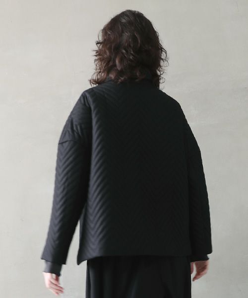 Mochi.モチ.quilted jacket  [black]