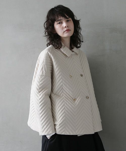 Mochi.モチ.quilted jacket  [off beige]