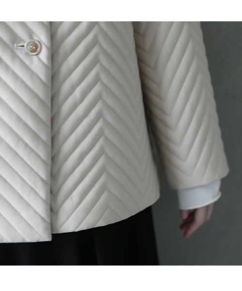 Mochi.モチ.quilted jacket  [off beige]