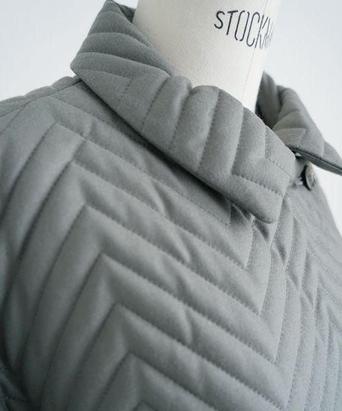 Mochi.モチ.quilted jacket  [green grey]