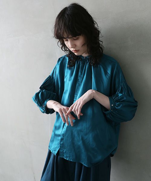 suzuki takayukiスズキタカユキpuff-sleeve blouse [A241-05/brine