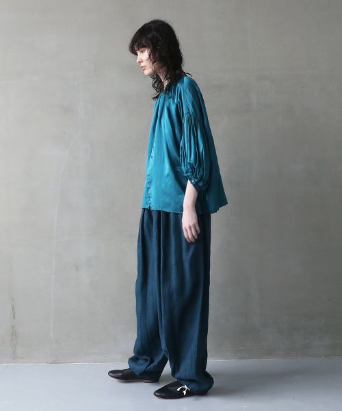suzuki takayuki.スズキタカユキ.puff-sleeve blouse [A241-05/brine blue]