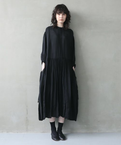 suzuki takayuki.スズキタカユキ.doropped-torso dress [A241-16/black]