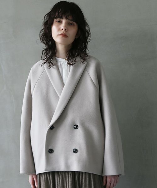 suzuki takayukiスズキタカユキshort coat [A241-22/ice grey]suzuki