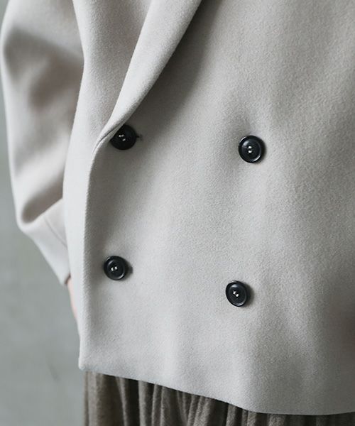 suzuki takayuki.スズキタカユキ.short coat [A241-22/ice grey]