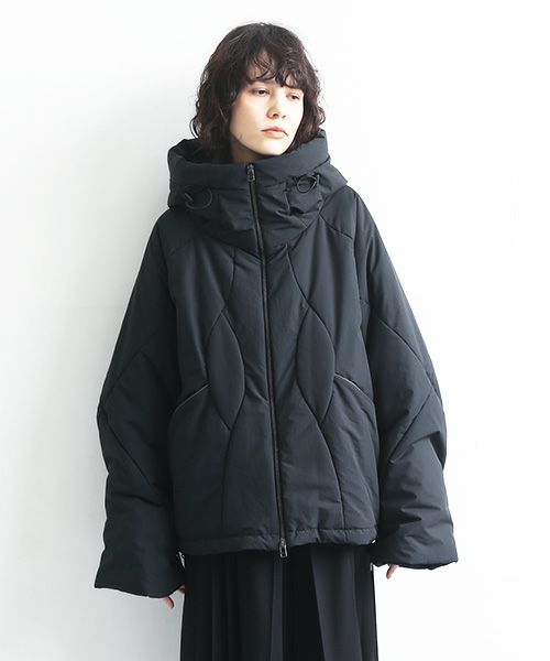 HATRA ハトラ Arc Puf Jacket [black]