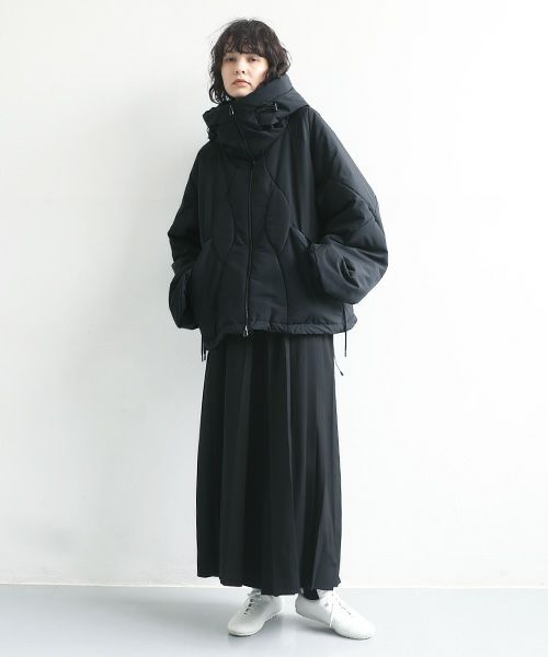 HATRA.ハトラ.Hak Pleats Pants [black]