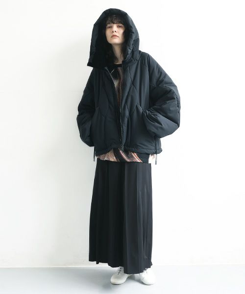 HATRA.ハトラ.Hak Pleats Pants [black]