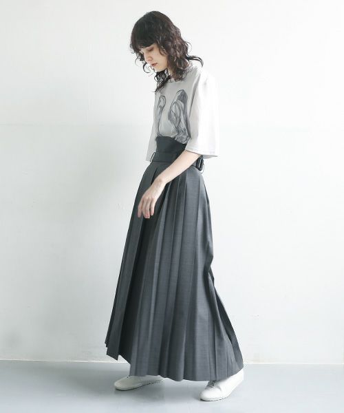 HATRA ハトラ Hak Pleats Pants [grey]