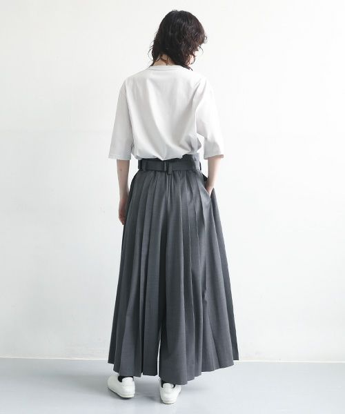 HATRA.ハトラ.Hak Pleats Pants [grey]