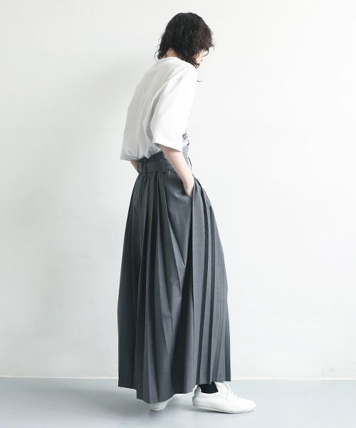 HATRA.ハトラ.Hak Pleats Pants [grey]