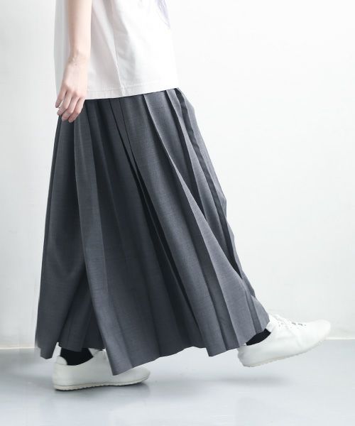 HATRA.ハトラ.Hak Pleats Pants [grey]