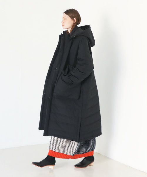 HENRIK VIBSKOV.ヘンリックヴィブスコフ.LONG DOWN COAT [Caviar]