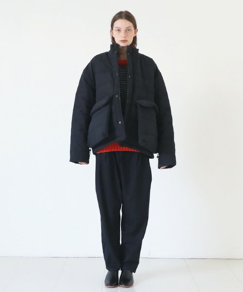 HENRIK VIBSKOV.ヘンリックヴィブスコフ.SHORT DOWN JACKET [Caviar]
