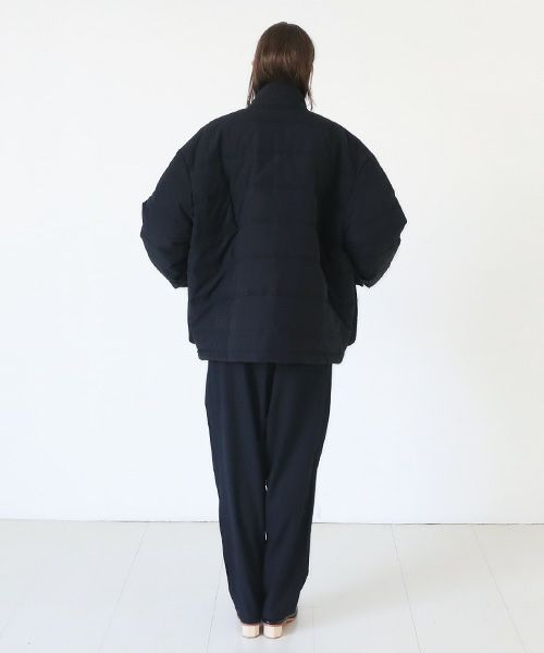 HENRIK VIBSKOV.ヘンリックヴィブスコフ.SHORT DOWN JACKET [Caviar]