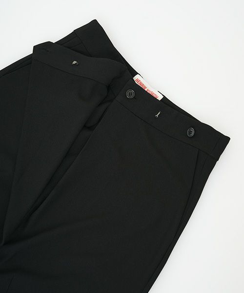 HENRIK VIBSKOV.Yuri Pants[Black]_