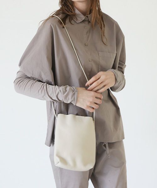 _Fot.フォート.small shoulder bag [0801b/ivory]